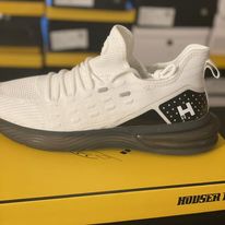 HouserPro 20s White & Black